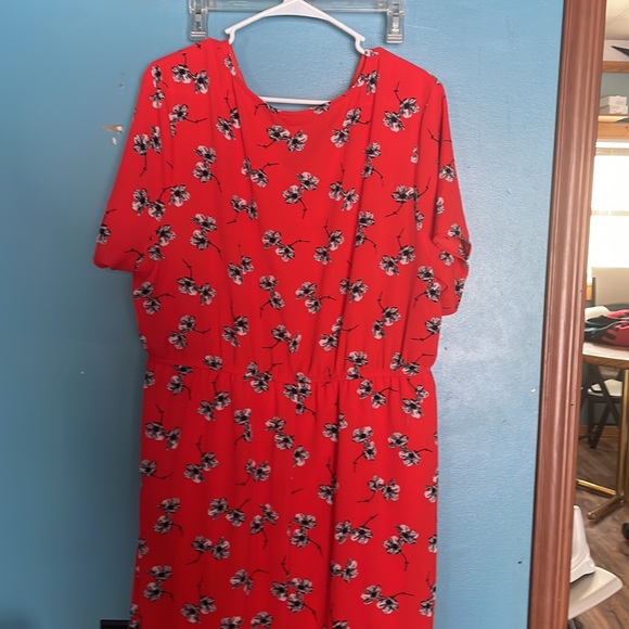 Hi-low Red Dress floral - Picture 9 of 11